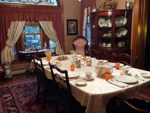 Victorian Loft Bed And Breakfast Clearfield Eksteriør billede