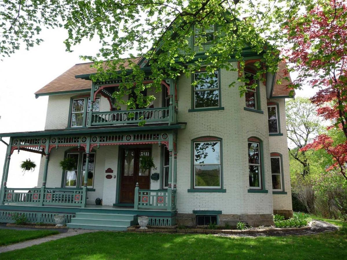 Victorian Loft Bed And Breakfast Clearfield Eksteriør billede